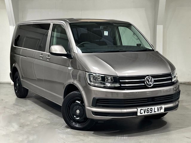 2019 69 Volkswagen Transporter Shuttle 2.0 TDI SE Minibus Double Cab 5dr Diesel DSG FWD LWB Euro 6 (s/s) (150 ps)