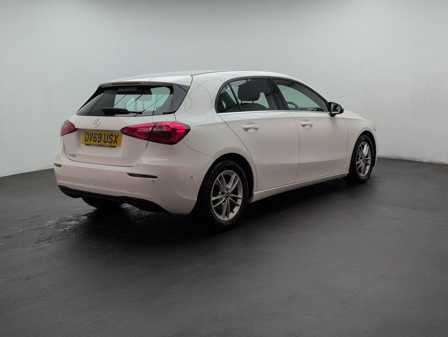USED 2019 69 Mercedes-Benz A Class 1.3 A180 SE (executive) Hatchback 5dr Petrol 7g-Dct Euro 6 (s/S) (136 Ps) 16in Alloy Wheels + Reverse Camera