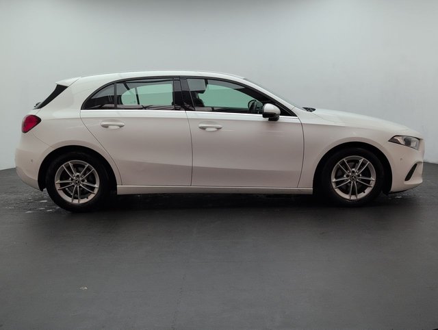 USED 2019 69 Mercedes-Benz A Class 1.3 A180 SE (executive) Hatchback 5dr Petrol 7g-Dct Euro 6 (s/S) (136 Ps) 16in Alloy Wheels + Reverse Camera