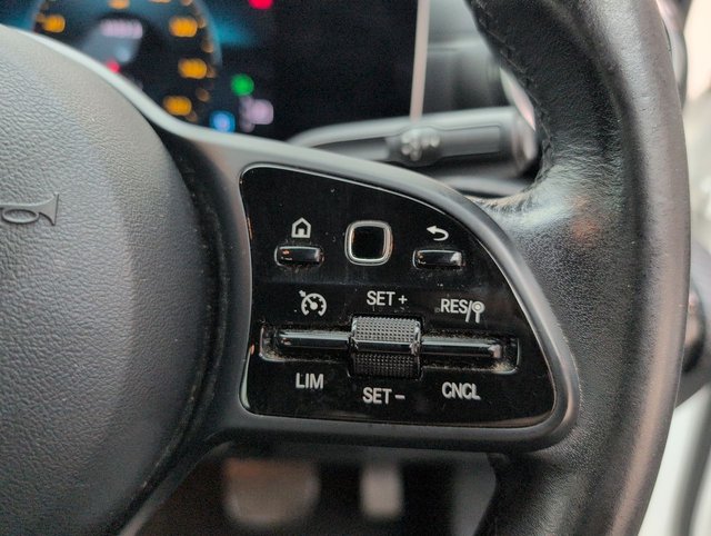 USED 2019 69 Mercedes-Benz A Class 1.3 A180 SE (executive) Hatchback 5dr Petrol 7g-Dct Euro 6 (s/S) (136 Ps) 16in Alloy Wheels + Reverse Camera