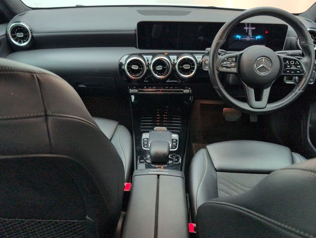 USED 2019 69 Mercedes-Benz A Class 1.3 A180 SE (executive) Hatchback 5dr Petrol 7g-Dct Euro 6 (s/S) (136 Ps) 16in Alloy Wheels + Reverse Camera