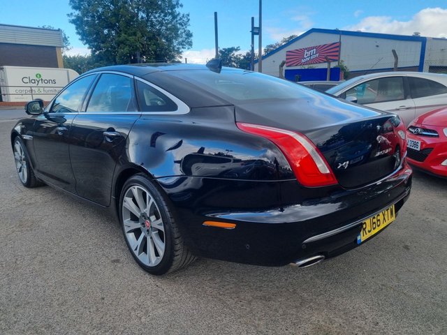 View our JAGUAR XJ