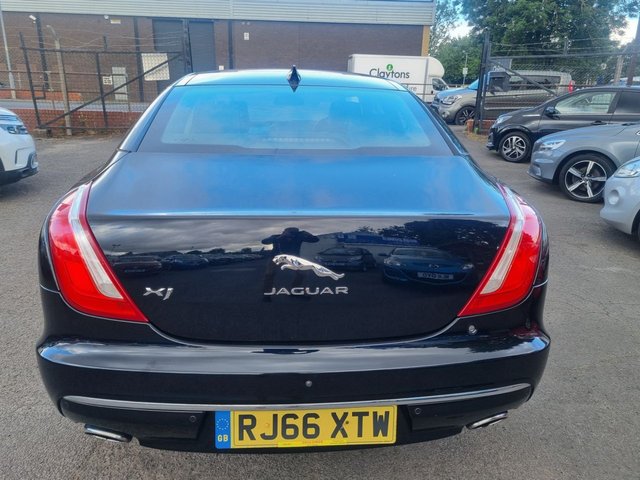 View our JAGUAR XJ