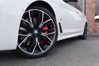 USED 2021 21 BMW 5 SERIES 3.0 530d MHT M Sport Saloon 4dr Diesel Hybrid Steptronic xDrive Euro 6 (s/s) (286 ps) SUNROOF / M SPORT PRO / H&K