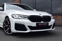 USED 2021 21 BMW 5 SERIES 3.0 530d MHT M Sport Saloon 4dr Diesel Hybrid Steptronic xDrive Euro 6 (s/s) (286 ps) SUNROOF / M SPORT PRO / H&K