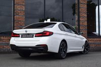 USED 2021 21 BMW 5 SERIES 3.0 530d MHT M Sport Saloon 4dr Diesel Hybrid Steptronic xDrive Euro 6 (s/s) (286 ps) SUNROOF / M SPORT PRO / H&K