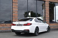 USED 2021 21 BMW 5 SERIES 3.0 530d MHT M Sport Saloon 4dr Diesel Hybrid Steptronic xDrive Euro 6 (s/s) (286 ps) SUNROOF / M SPORT PRO / H&K