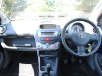 USED 2010 60 TOYOTA AYGO 1.0 VVT-i Blue Hatchback 5dr Petrol Manual Euro 4 (67 bhp) www.suffolkcarcentre.co.uk - Located at Ilketshall