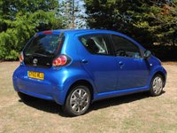 USED 2010 60 TOYOTA AYGO 1.0 VVT-i Blue Hatchback 5dr Petrol Manual Euro 4 (67 bhp) www.suffolkcarcentre.co.uk - Located at Ilketshall