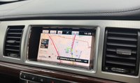 USED 2015 15 JAGUAR XF 2.2d Portfolio Saloon 4dr Diesel Auto Euro 5 (s/s) (163 ps) 