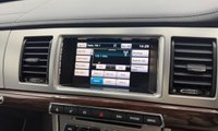 USED 2015 15 JAGUAR XF 2.2d Portfolio Saloon 4dr Diesel Auto Euro 5 (s/s) (163 ps) 