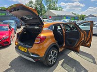 USED 2022 72 RENAULT CAPTUR 1.3 TCe SE Edition SUV, 17.859 Miles, 1 owner, ULEZ, Euro 6, Full Service History, 6-speed Manual, Sat Nav, 7
