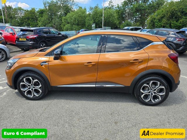 2022 RENAULT CAPTUR - Photo 8