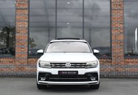 USED 2017 K VOLKSWAGEN TIGUAN 2.0 TDI BlueMotion Tech R-Line SUV 5dr Diesel DSG 4Motion Euro 6 (s/s) (150 ps) PAN ROOF / LEATHER / TOW BAR