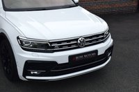 USED 2017 K VOLKSWAGEN TIGUAN 2.0 TDI BlueMotion Tech R-Line SUV 5dr Diesel DSG 4Motion Euro 6 (s/s) (150 ps) PAN ROOF / LEATHER / TOW BAR