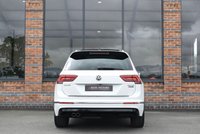 USED 2017 K VOLKSWAGEN TIGUAN 2.0 TDI BlueMotion Tech R-Line SUV 5dr Diesel DSG 4Motion Euro 6 (s/s) (150 ps) PAN ROOF / LEATHER / TOW BAR