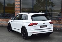 USED 2017 K VOLKSWAGEN TIGUAN 2.0 TDI BlueMotion Tech R-Line SUV 5dr Diesel DSG 4Motion Euro 6 (s/s) (150 ps) PAN ROOF / LEATHER / TOW BAR
