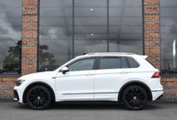USED 2017 K VOLKSWAGEN TIGUAN 2.0 TDI BlueMotion Tech R-Line SUV 5dr Diesel DSG 4Motion Euro 6 (s/s) (150 ps) PAN ROOF / LEATHER / TOW BAR