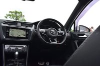 USED 2017 K VOLKSWAGEN TIGUAN 2.0 TDI BlueMotion Tech R-Line SUV 5dr Diesel DSG 4Motion Euro 6 (s/s) (150 ps) PAN ROOF / LEATHER / TOW BAR