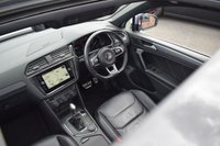 USED 2017 K VOLKSWAGEN TIGUAN 2.0 TDI BlueMotion Tech R-Line SUV 5dr Diesel DSG 4Motion Euro 6 (s/s) (150 ps) PAN ROOF / LEATHER / TOW BAR