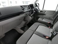 USED 2023 72 VOLKSWAGEN CRAFTER CR30 2.0 TDI 102 BHP MWB LOW ROOF BUSINESS ( AIR CON ) 2023 YEAR ! 2023 YEAR | AIR CON | RARE LOW ROOF !