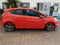 USED 2014 14 FORD FIESTA 1.6T EcoBoost ST-2 Hatchback 3dr Petrol Manual Euro 5 (182 ps) AIR CON HEATED SEATS BLUETOOTH RADIO CD 3 OWNERS FROM NEW FORD SERVICE HISTORY
