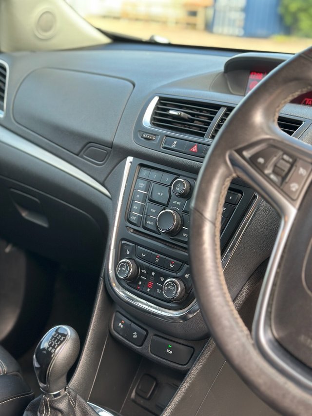View our VAUXHALL MOKKA