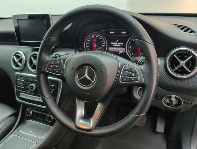USED 2017 67 Mercedes-Benz A Class 1.5 A180d SE Hatchback 5dr Diesel 7g-Dct Euro 6 (s/S) (109 Ps) - Cruise, Air Con, Alloy