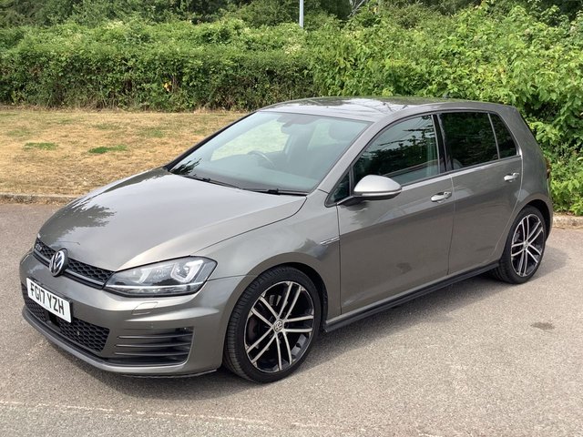 2017 VOLKSWAGEN GOLF
