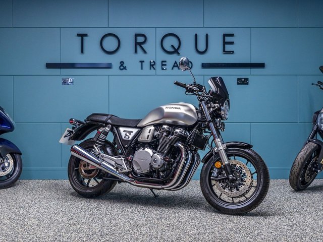2021 70 Honda Cb1100 RS Matt Beta Silver