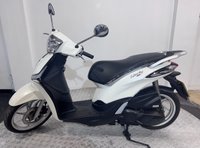 USED 2017 17 PIAGGIO LIBERTY 125 TWIST AND GO 125 - 2 0WNERS COMES WITH NEW MOT AND WARRANTY