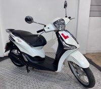 USED 2017 17 PIAGGIO LIBERTY 125 TWIST AND GO 125 - 2 0WNERS COMES WITH NEW MOT AND WARRANTY