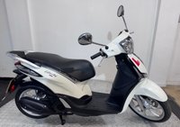 USED 2017 17 PIAGGIO LIBERTY 125 TWIST AND GO 125 - 2 0WNERS COMES WITH NEW MOT AND WARRANTY