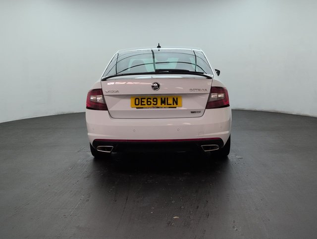 USED 2019 69 Skoda Octavia 2.0 TSI Gpf Vrs Hatchback 5dr Petrol DSg Euro 6 (s/S) (245 Ps) - Sat Nav, Sensors, Privacy