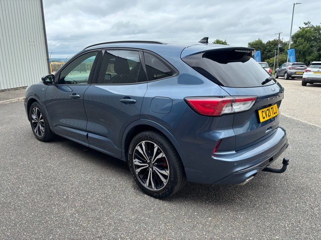 2021 FORD KUGA - Photo 2