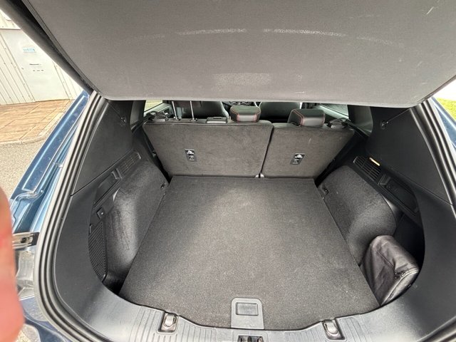 2021 FORD KUGA - Photo 9
