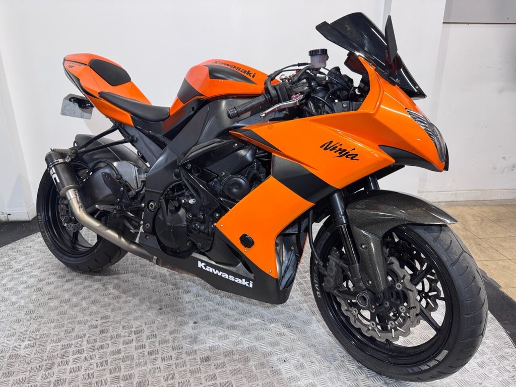 マックス 2011 Kawasaki Ninja Zx-10r Lots of Extras - Low Mileage
