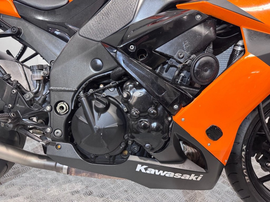2011 Kawasaki Ninja Zx-10r Lots of Extras - Low Mileage