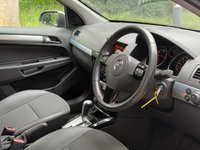 USED 2007 57 VAUXHALL ASTRA 1.9 CDTi 8v Design Hatchback 5dr Diesel Automatic (189 g/km, 118 bhp) 