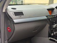 USED 2007 57 VAUXHALL ASTRA 1.9 CDTi 8v Design Hatchback 5dr Diesel Automatic (189 g/km, 118 bhp) 