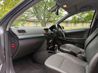 USED 2007 57 VAUXHALL ASTRA 1.9 CDTi 8v Design Hatchback 5dr Diesel Automatic (189 g/km, 118 bhp) 