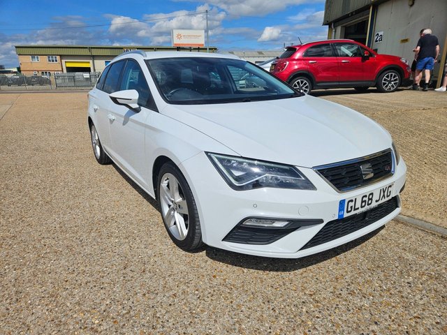 2019 SEAT LEON 1.5 TSI EVO FR ST 5dr Petrol Manual Euro 6 (s/s) (130 ps) - Photo 2