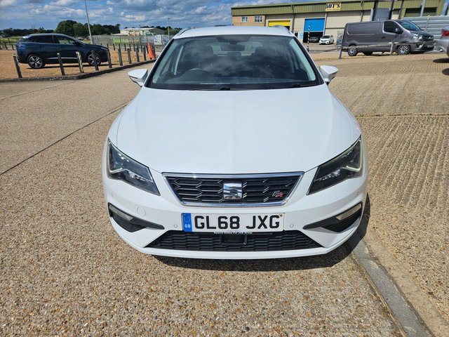 2019 SEAT LEON 1.5 TSI EVO FR ST 5dr Petrol Manual Euro 6 (s/s) (130 ps) - Photo 3