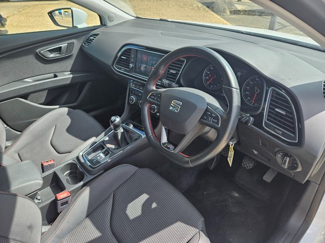 2019 SEAT LEON 1.5 TSI EVO FR ST 5dr Petrol Manual Euro 6 (s/s) (130 ps) - Photo 9