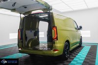 USED 2026 VOLKSWAGEN TRANSPORTER 2.0 SWB COMMERCE PRO MATRIX SPORT EDITION 150 AUTO  1 + 1 CAPTAINS SEATS - TAILGATE - TOP SPEC - FINANCE