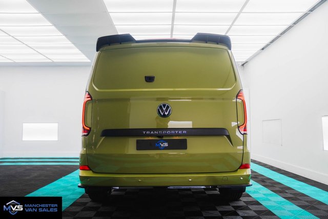 2026 Volkswagen Transporter - Photo 4