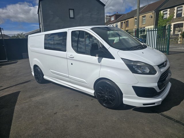 View our FORD TRANSIT CUSTOM