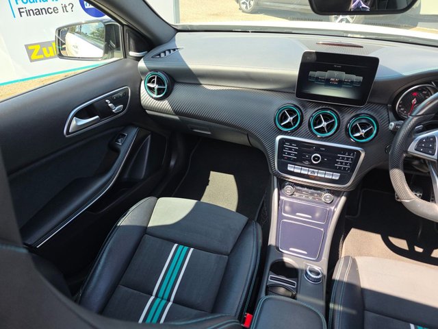 2016 Mercedes-Benz A-CLASS 2.1 A220d Motorsport Edition (Premium) Hatchback 5dr Diesel 7G-DCT Euro 6 (s/s) (177 ps) - Photo 9