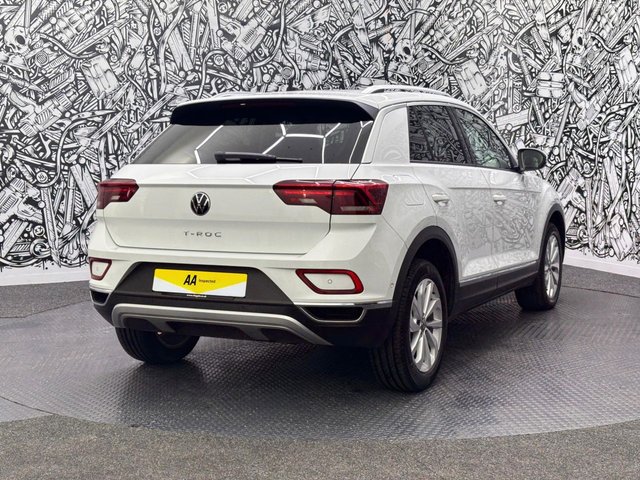 2022 Volkswagen T-Roc 1L Style 5dr - Photo 11