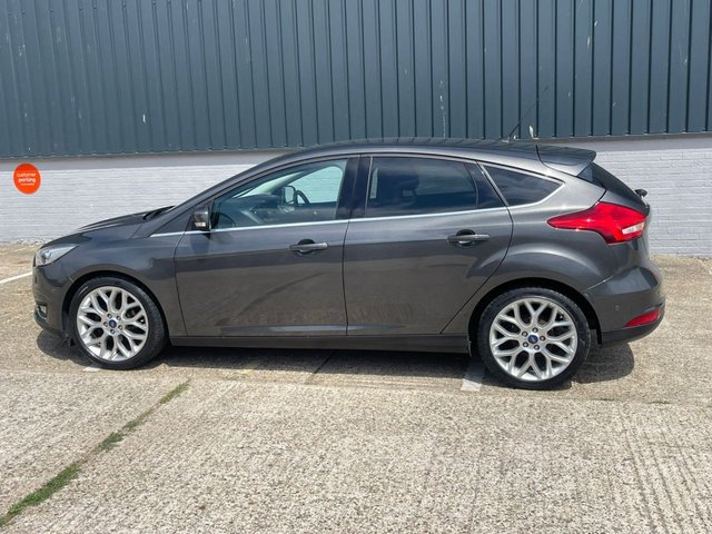 View our FORD FOCUS